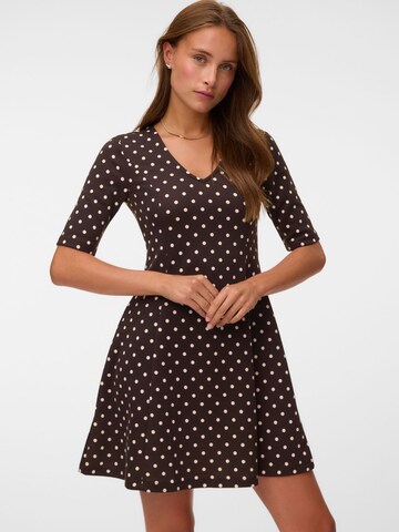 Robe 'VMSmilla' VERO MODA en marron : devant