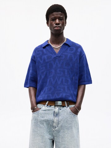 Pull&Bear Пуловер 'STWD' в синьо: отпред