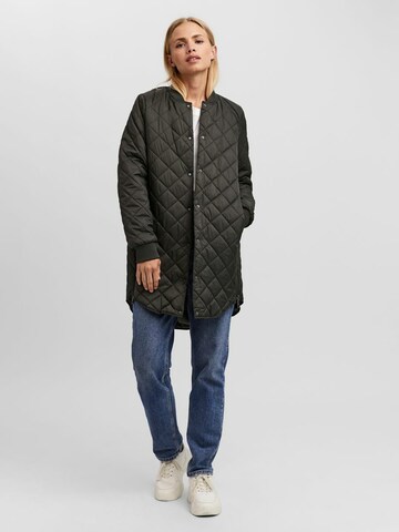 VERO MODA Between-Season Jacket 'Hayle' in Green