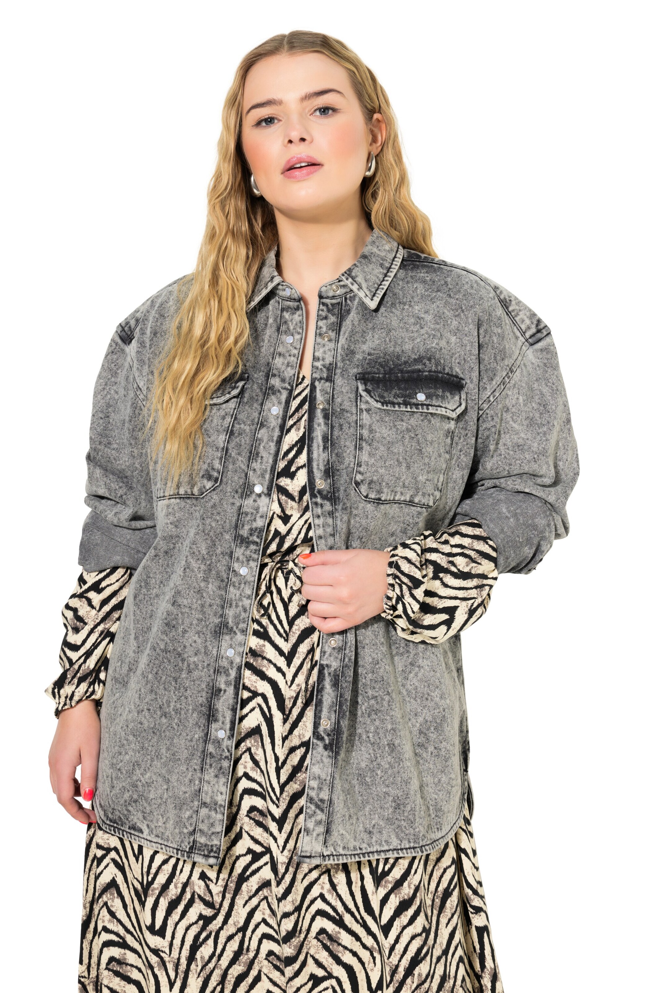 Studio Untold Bluse in Grau: Vorderseite
