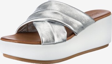 INUOVO Mules in Silver: front