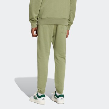 ADIDAS SPORTSWEAR Tapered Hose in Grün