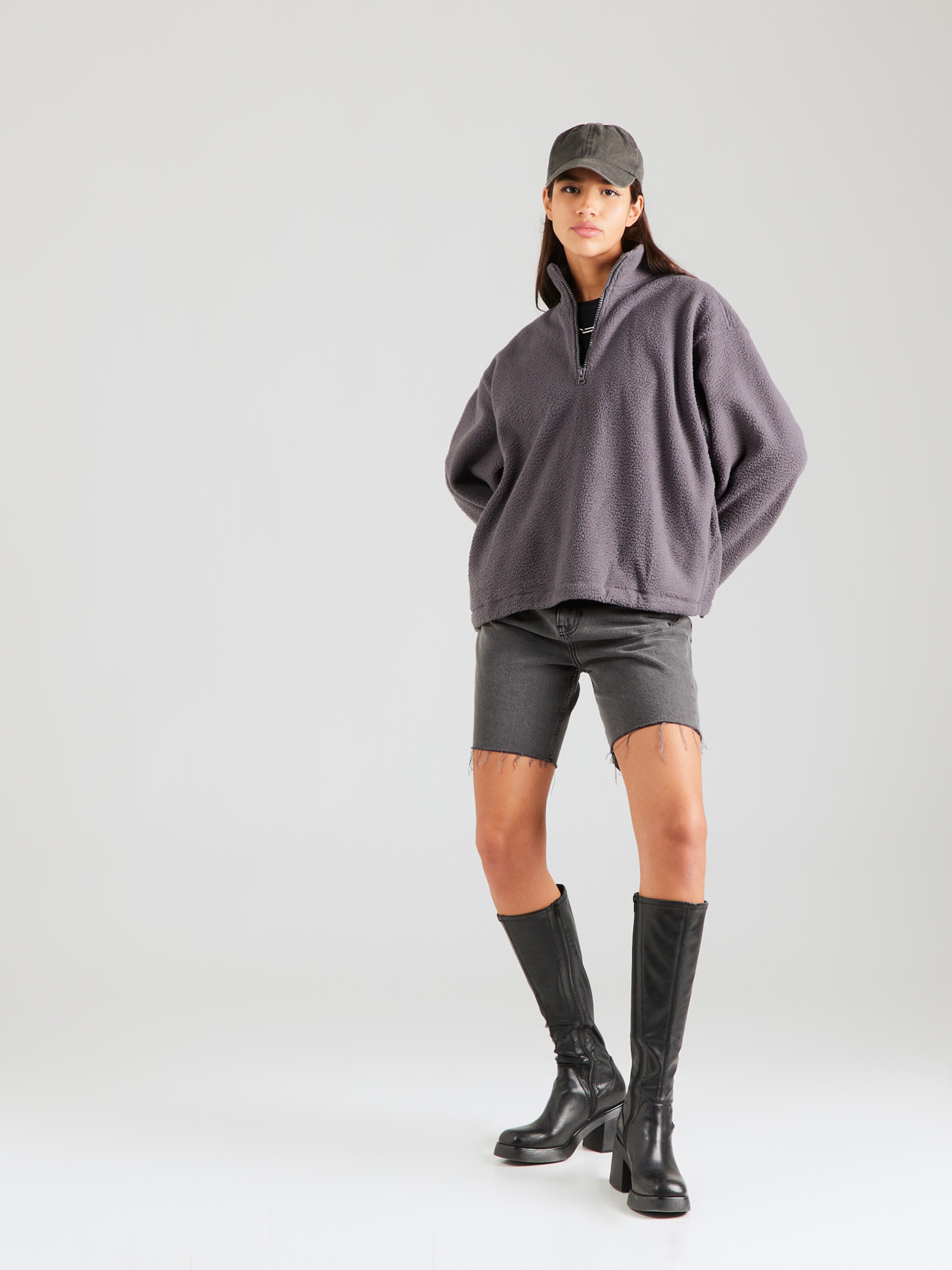 WEEKDAY Sweater Cora in Dark Grey ABOUT YOU