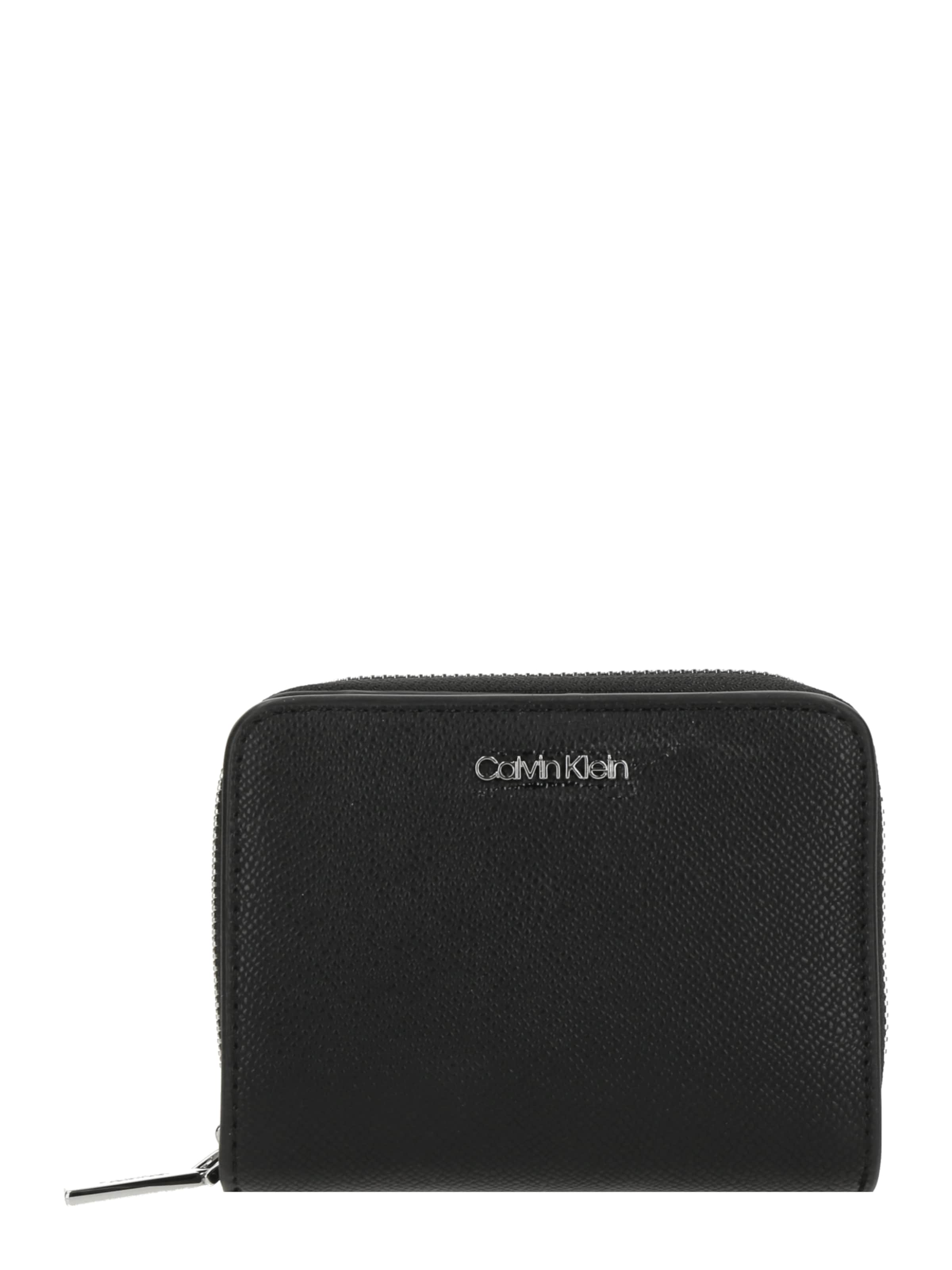 Calvin Klein Portemonnaie  'Must' in Schwarz: Vorderseite