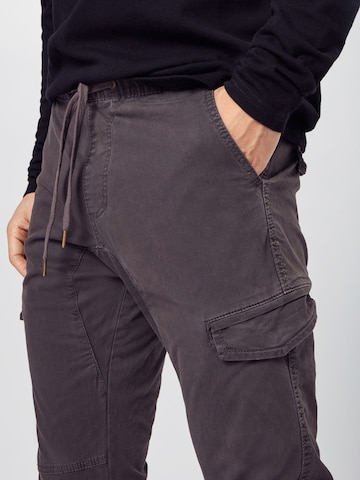 INDICODE JEANS Tapered Cargo Pants 'Levy' in Grey