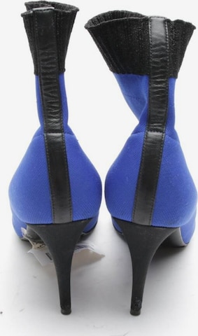 CHANEL Dress Boots in 39 in Blue
