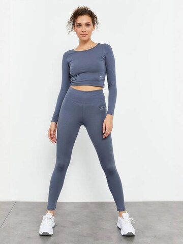 Haut de sport Tommy Life en gris