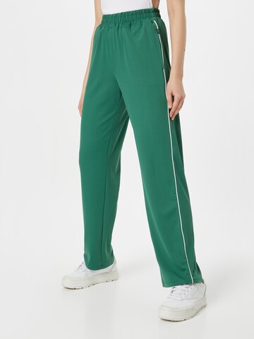 Cotton On جينز واسع سروال رياضي بلون أخضر: الأمام