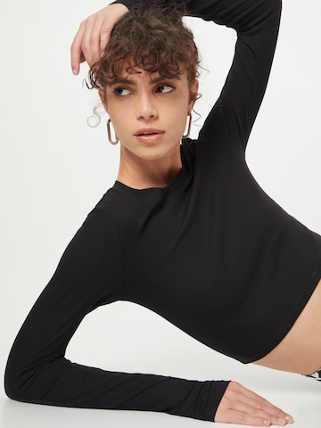 Monki Shirt in Black