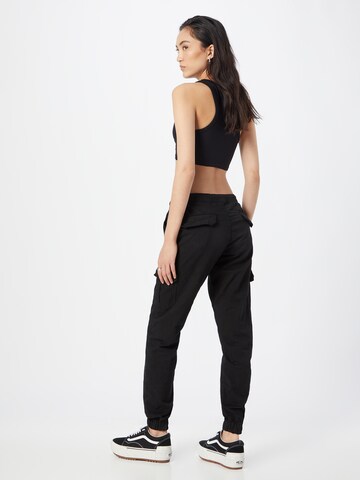 Effilé Pantalon cargo Urban Classics en noir