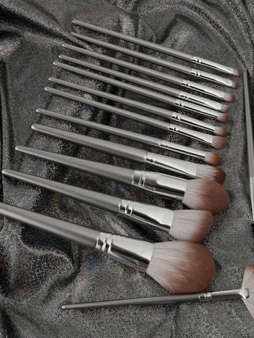 Technique Pro Jewelry set in Grey