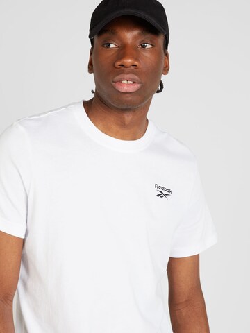 T-Shirt Reebok en blanc