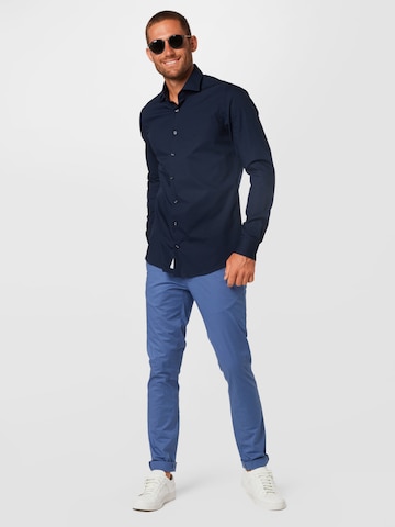 Michael Kors Slim Fit Hemd in Blau