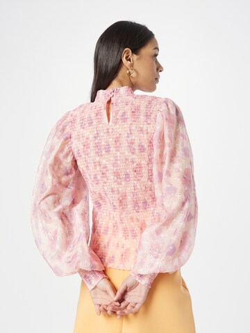 BRUUNS BAZAAR Bluse 'Hyssop Silke' in Pink