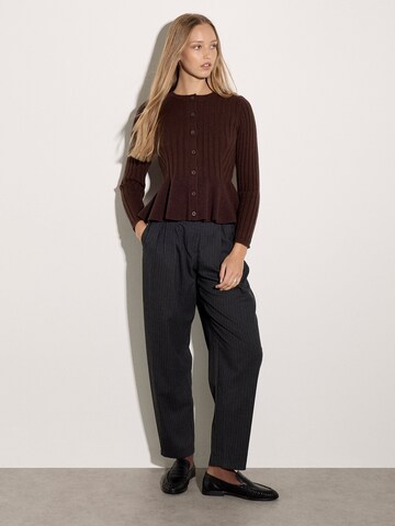 Cardigan ' Strickjacke mit geripptem Saum ' Apricot en marron