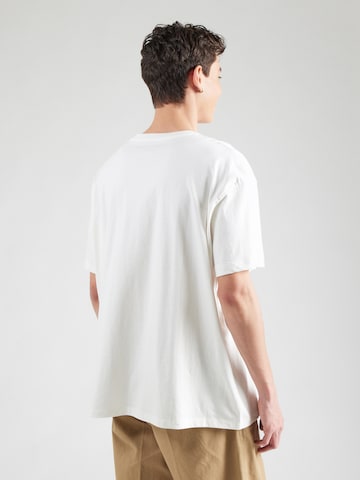 Tricou 'CASEY JONES' de la WRANGLER pe alb: spate