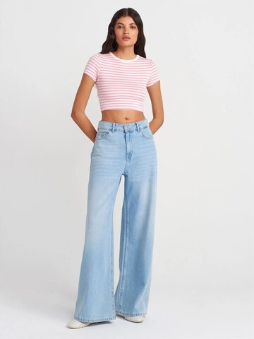 Dilvin - Blusa em rosa