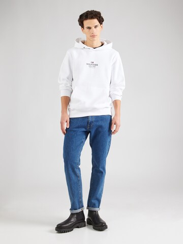 TOMMY HILFIGER Свитшот в Белый