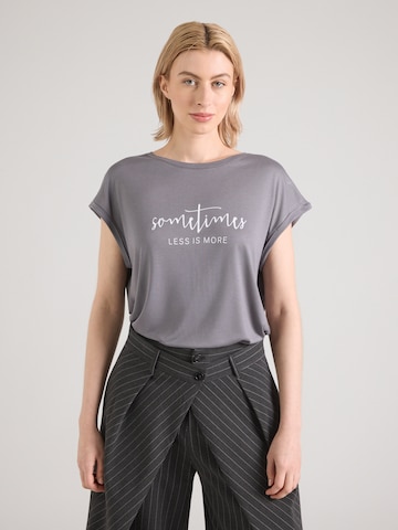 ABOUT YOU T-Shirt 'Amanda' in Grau: Vorderseite