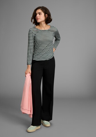 LAURA SCOTT Shirt in Black