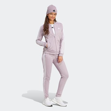 ADIDAS SPORTSWEAR Trainingsanzug 'Essentials' in Lila