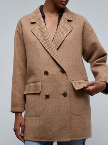 Scalpers Between-Seasons Coat in Brown