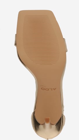 Sandalo con cinturino 'RENZA' di ALDO in oro