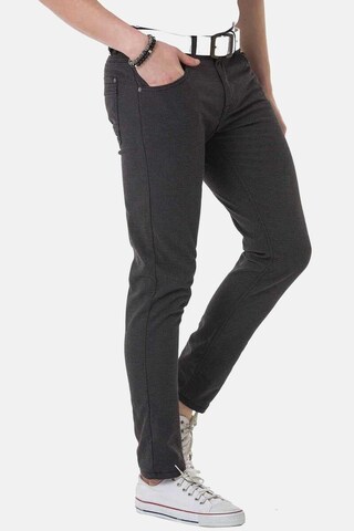 CIPO & BAXX Slimfit Broek in Grijs: voorkant