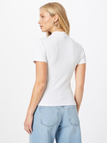 ONLY T-Shirt 'NULAN' in Weiß