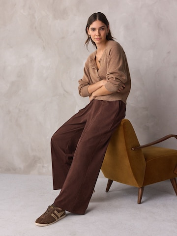 Wide leg Pantaloni di Next in marrone