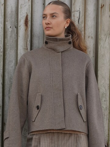 Soft Rebels Between-season jacket ' SRAlire ' in Beige