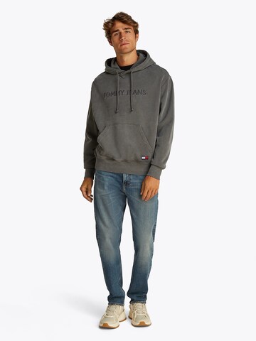 Tommy Jeans Sweatshirt in Grau