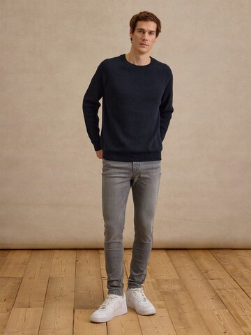 DAN FOX APPAREL Slim fit Jeans 'Lian' in Grey