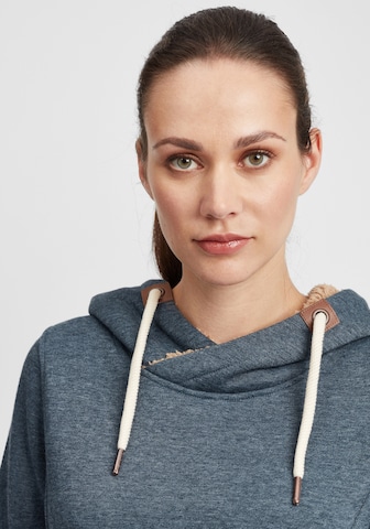 Oxmo Sweatshirt 'Vicky' in Blauw