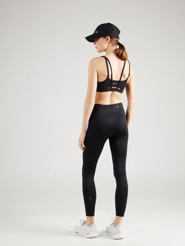 Skinny Pantaloni sportivi di On in nero