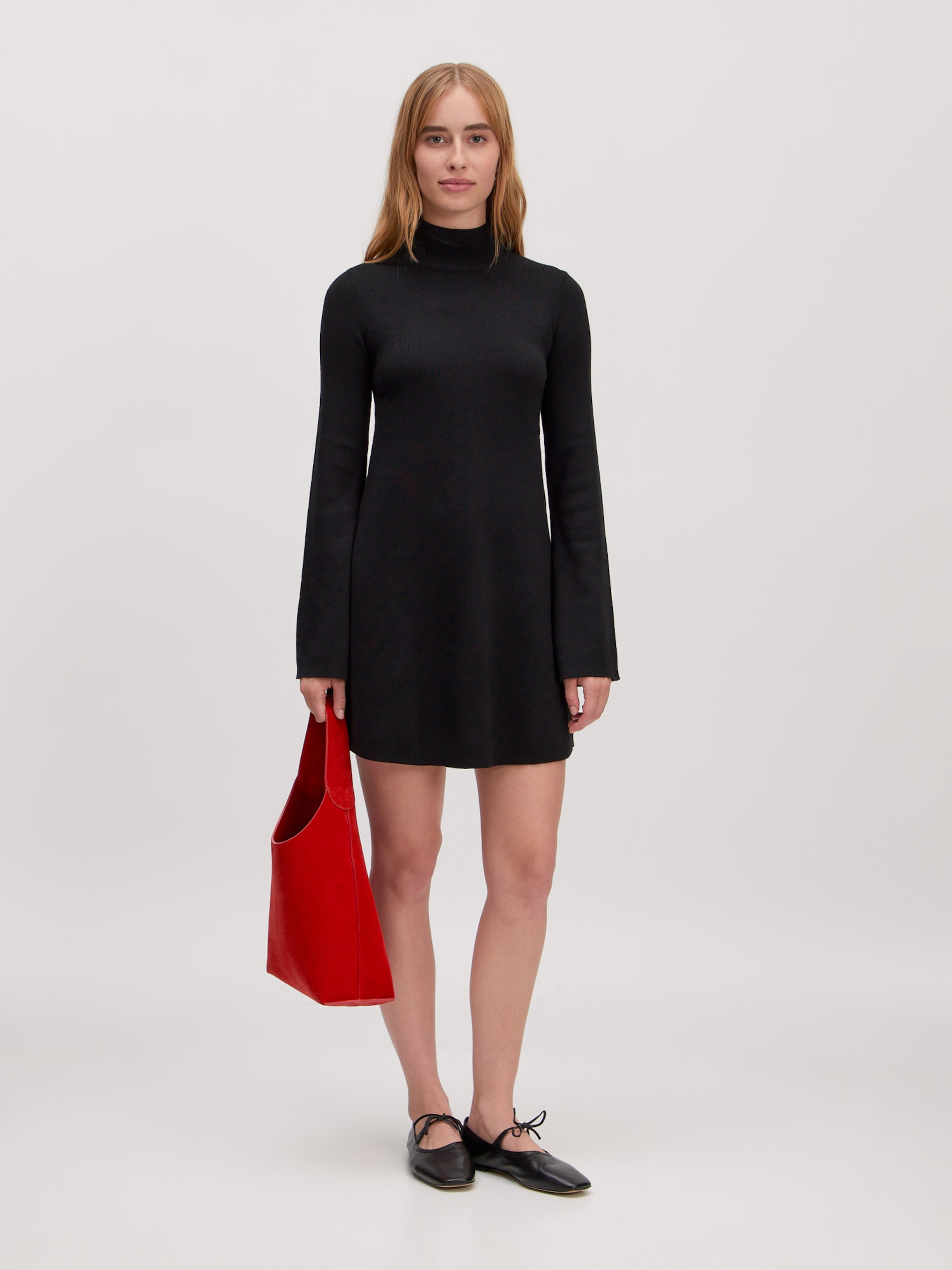 EDITED Produkte Strickkleid 'Dunia' schwarz