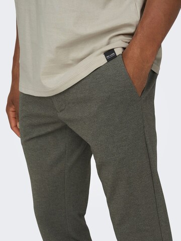 Slimfit Pantaloni chino 'Mark' di Only & Sons in verde