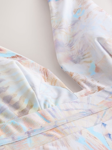 Next Triangel Shapingbadeanzug in Blau