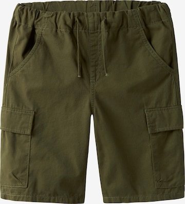 TWO SOON Pants in Green: front
