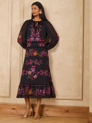 Rochie tip bluză de la love & roses pe roz