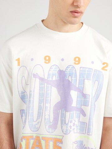 T-Shirt HOLLISTER en blanc