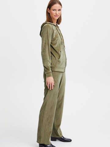 b.young Joggingpak in Groen