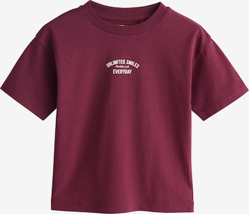 sarkans Next T-Krekls: no priekšpuses