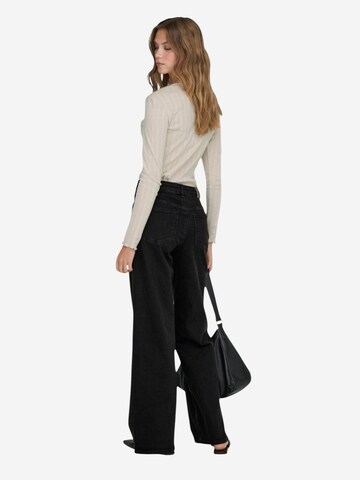 Wide leg Jeans 'ONLMADISON BLUSH HW WIDE DNM CRO099 Noos 15299796' di ONLY in nero