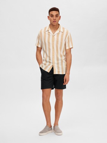SELECTED Regular fit Overhemd in Bruin