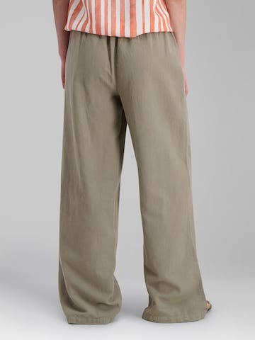 TIMEZONE Loose fit Pants 'Wide' in Green