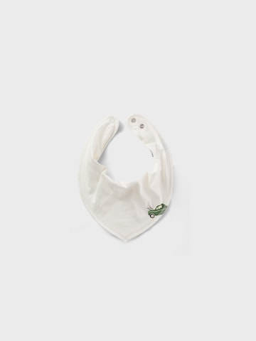 NAME IT Bib in Green: front