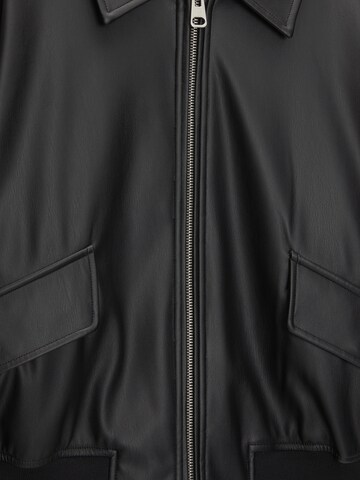 Pull&Bear Between-season jacket in Black