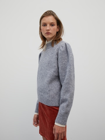 EDITED Sweater 'Yasar' in Grey: front