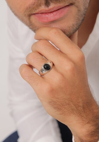 KUZZOI Ring in Silver: front